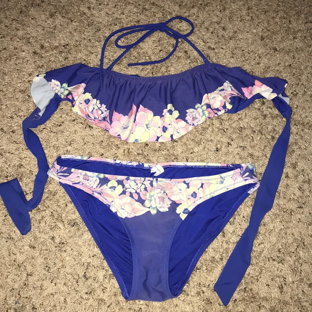 Blue floral bikini